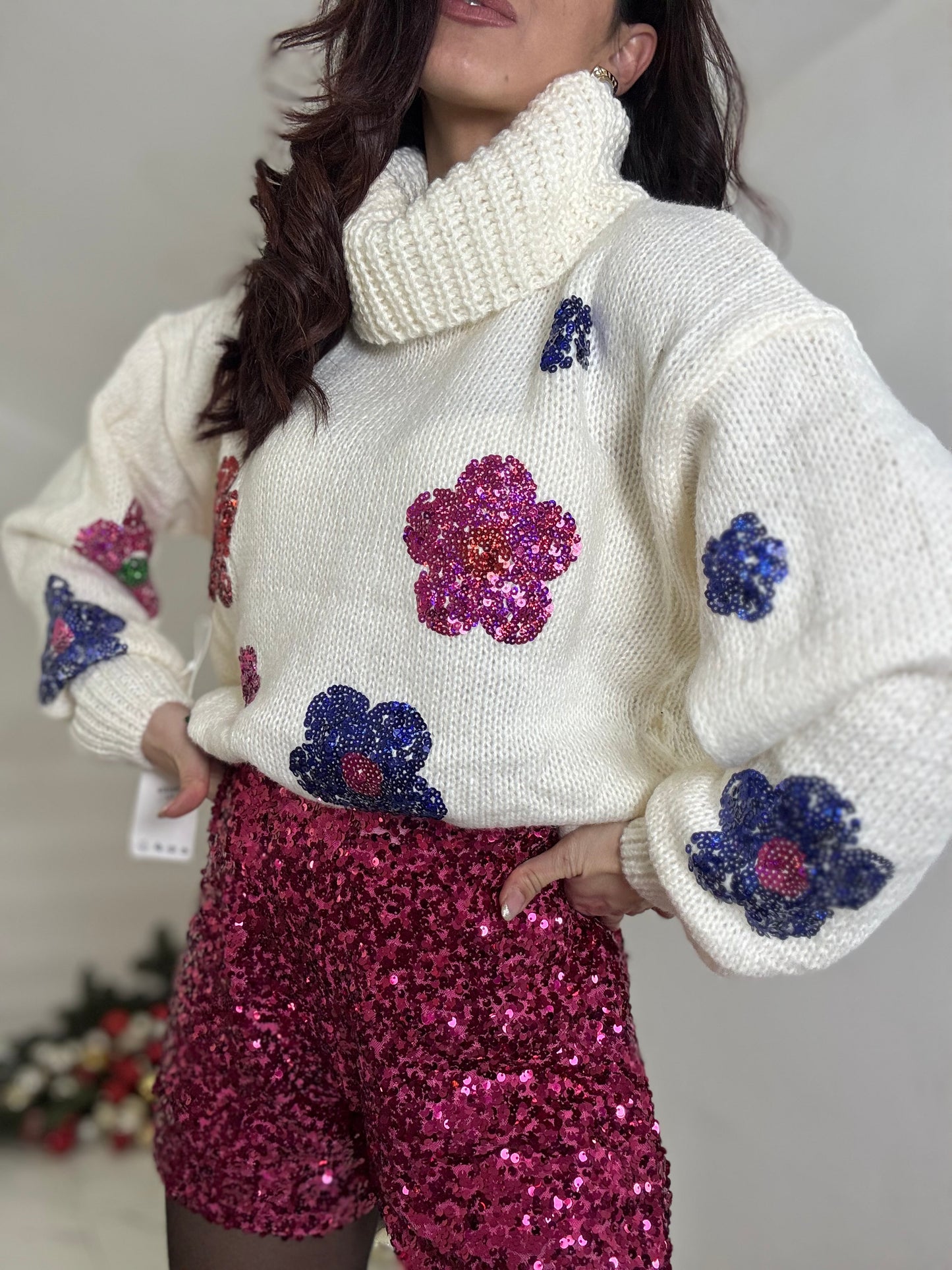 Pull flowers paillettes